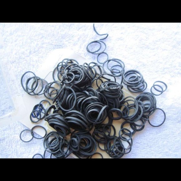 <250 Black Goody Rubber Band Hair Ponytailer Elastic Hair Bands 2006 Darlene - Picture 6 of 9